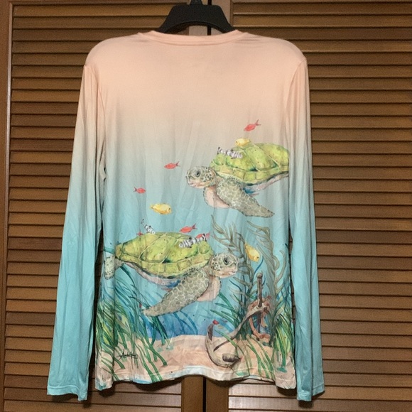 Art and Sol Amber H Horan Florida Turtle Long Sleeve Top Medium M - Picture 2 of 4